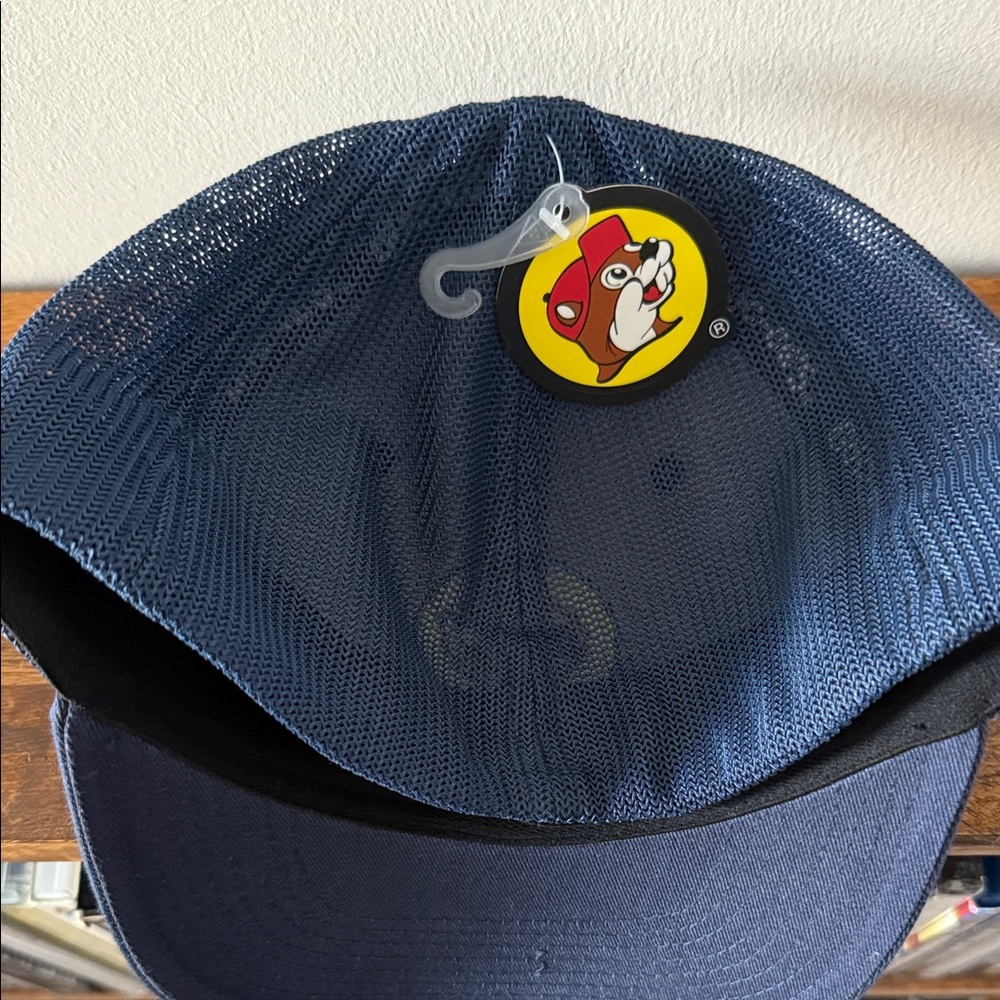 Navy Blue Cap with  Bucees logo NWT - Picture 3 of 4